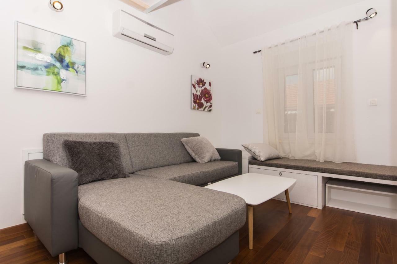 Villa Hurem Trogir Bagian luar foto